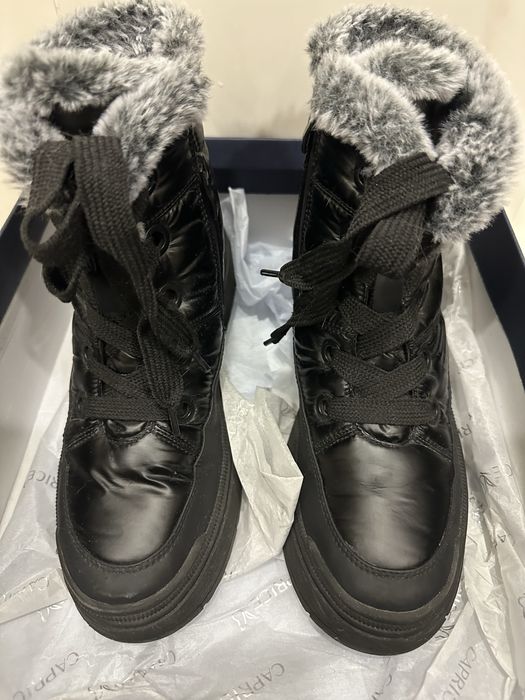 жіночі зимові черевики фірми Caprice