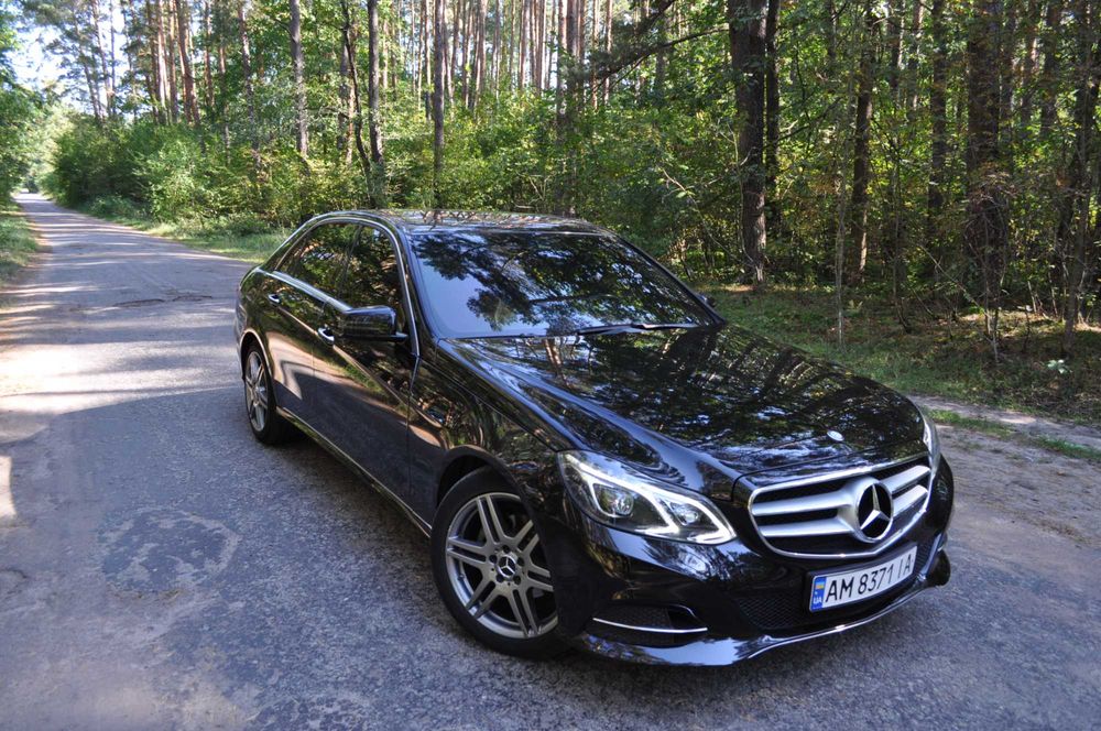 Mercedes-Benz E-Class W212 E220