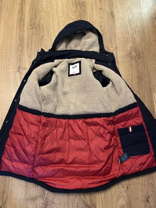 Курточки tommy hilfiger оригинал бу