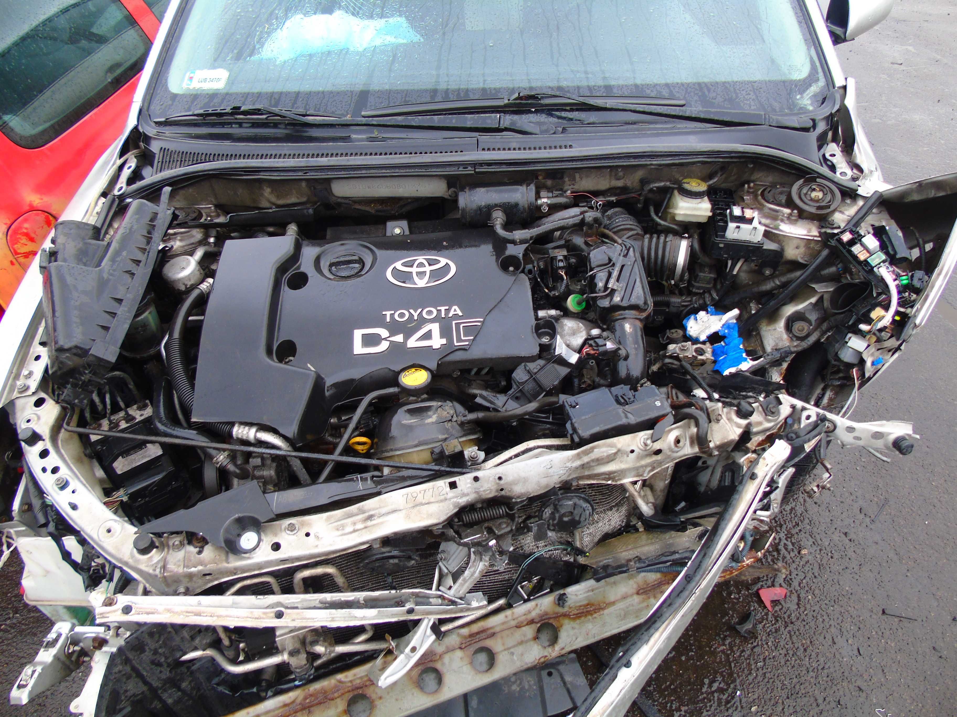 Toyota Avensis 2.0 diesel 2003r. części