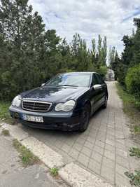 Mercedes-Benz C200 w203 2.2 дизель