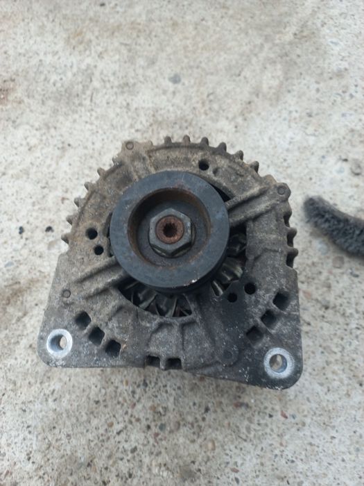 Alternator audi a6 c6 a4 b7 a5 8t a4 b8 2.7 3.0 tdi 180a
