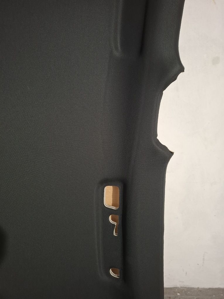 Podsufitka Volvo v40 r design