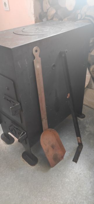 Буржуйка/пічка (мобільна) опалення для дому із варильною поверхньою