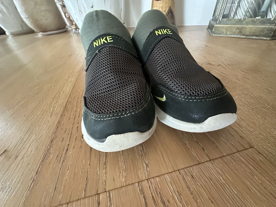Buty adidasy wsuwane rozm 30