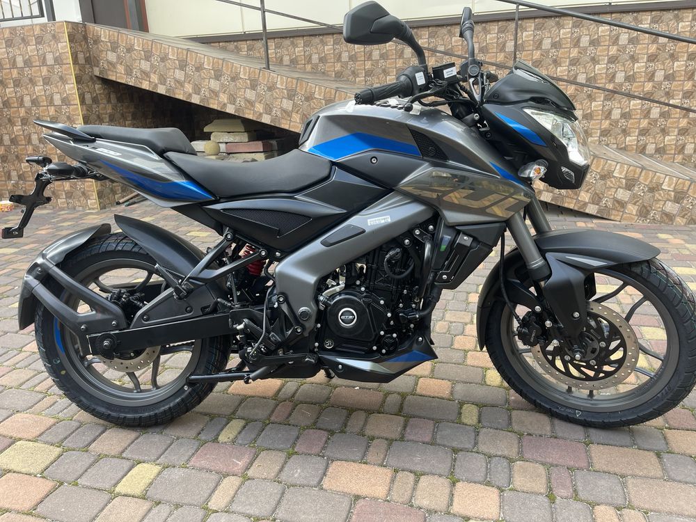 Мотоцикл Bajaj Pulsar NS 200 UG 2023