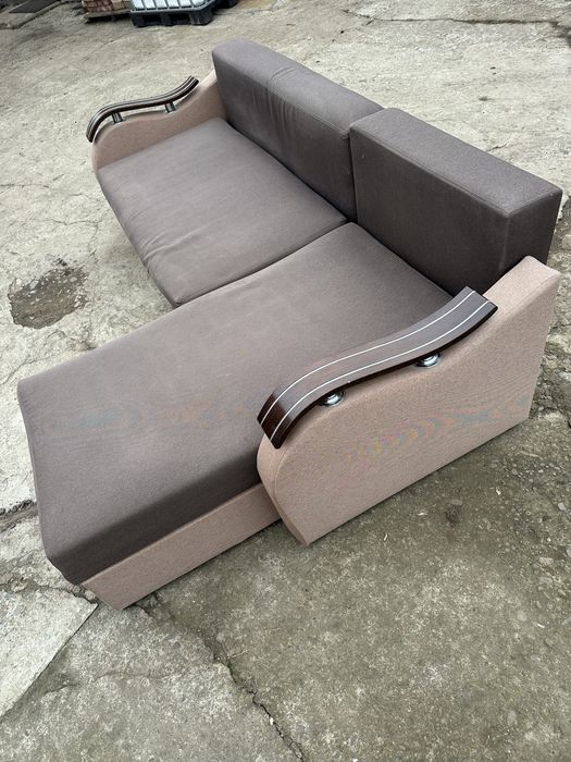 Диван кутовий.Ліжко.Мяка частина.Меблі