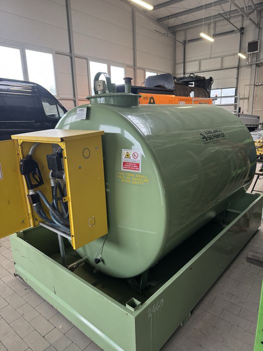 Zbiornik paliwowy 3013 l z licznikiem – stan bardzo dobry