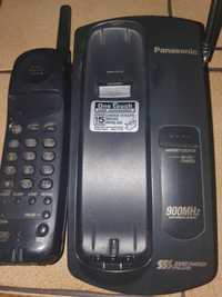 Telefon stacjonarny Panasonic.