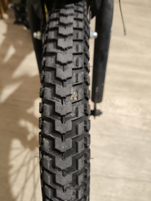 Продам дитячий велосипед 18 колеса