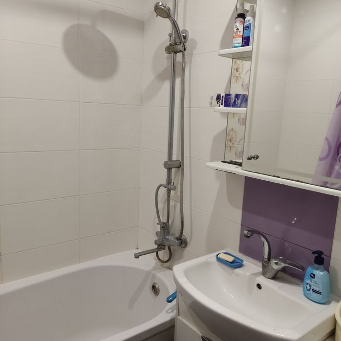 Трикімнатна,район Бума.