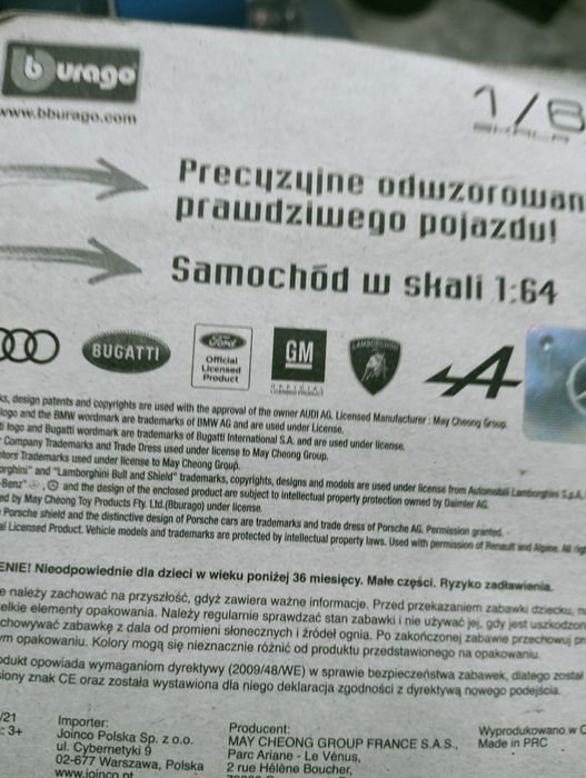 Burago resorki dodge challenger srt o Mercedes AMG zestaw