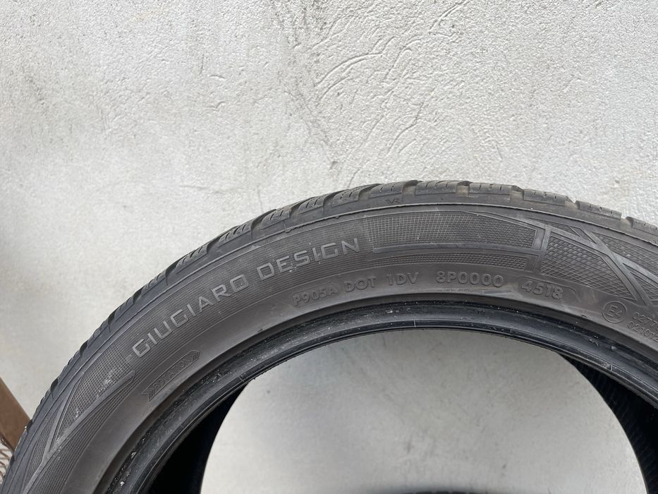 Резина Зима б/у Vredestein 235/45R17