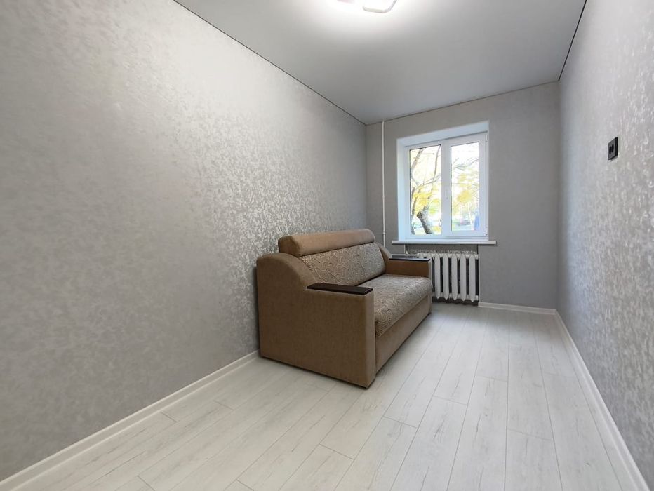 Продаю отличную 2х комнатную квартиру в Центре.