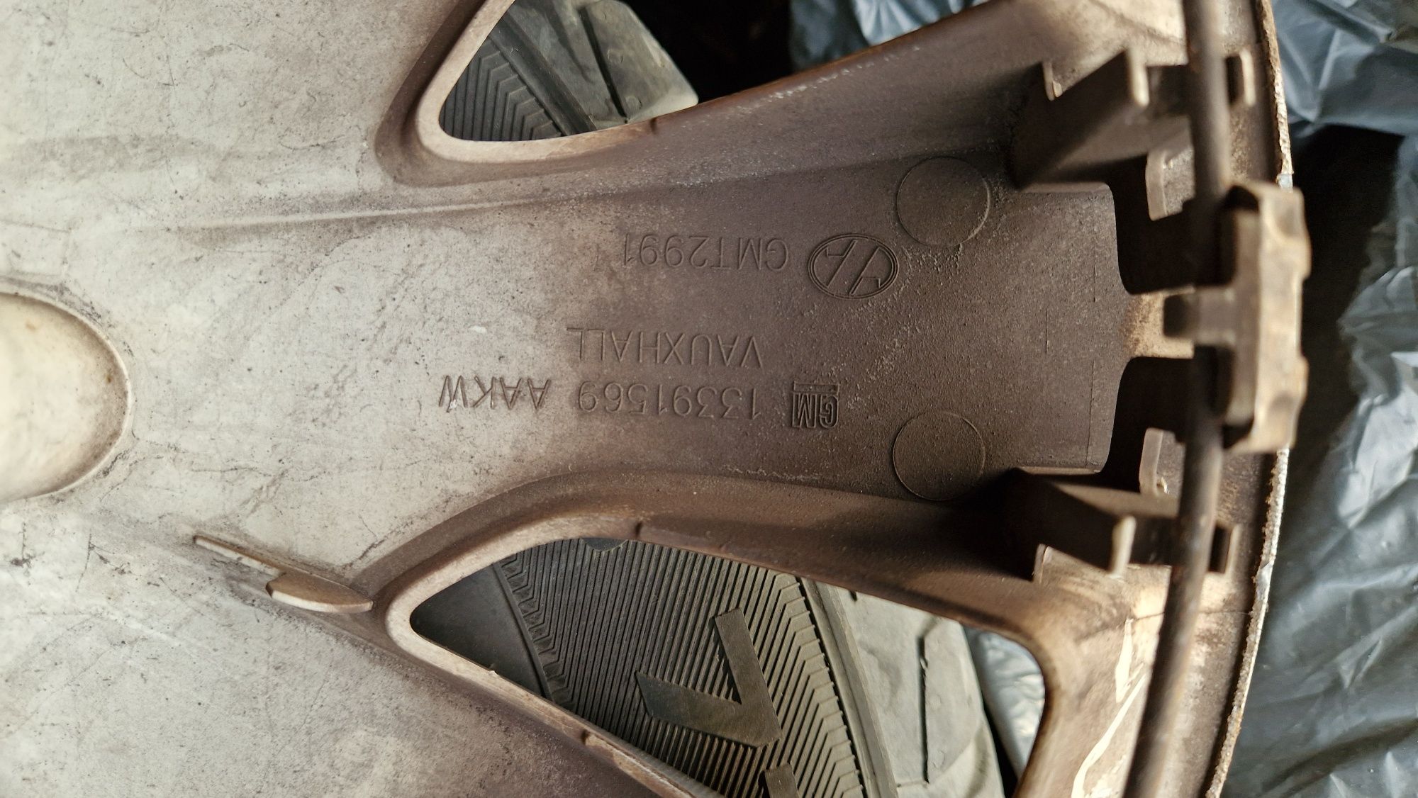 Koła 16 oryginalne Opel Astra J