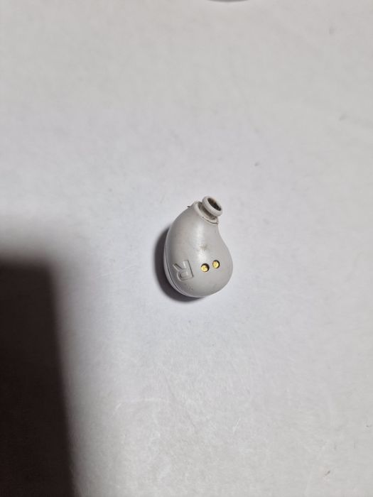 Sluchawka pojedyncza  prawa Jbl free 2