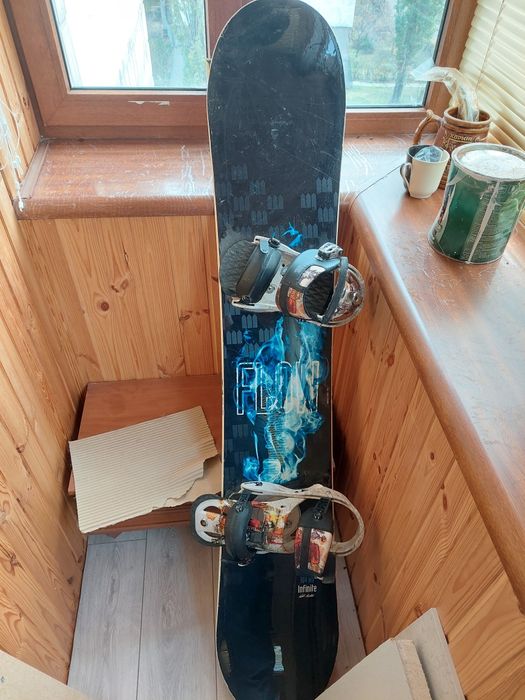 Сноуборд FLOW Infinite 164, крепление  BURTON  Mission