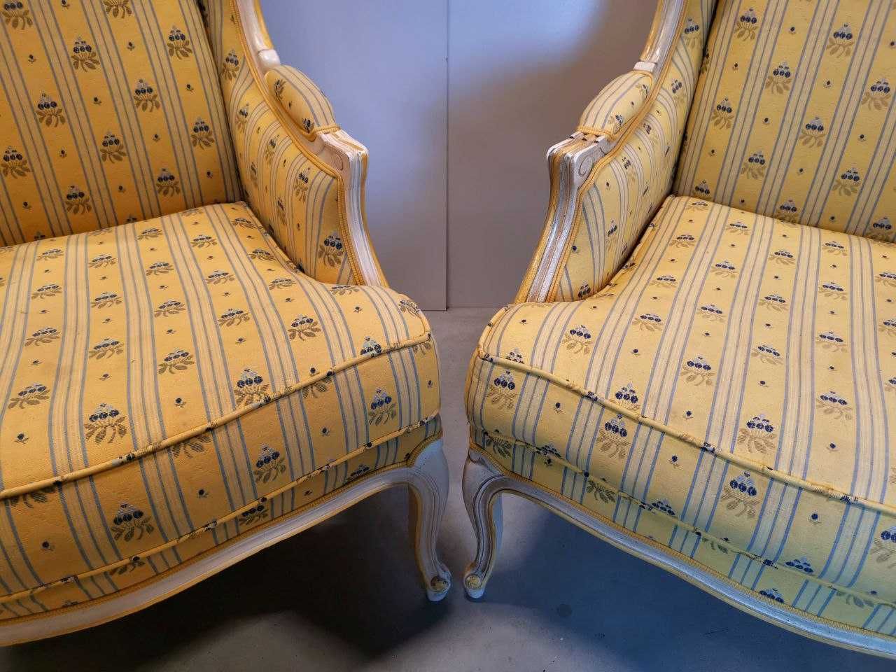 Fotele uszaki para foteli antyk
