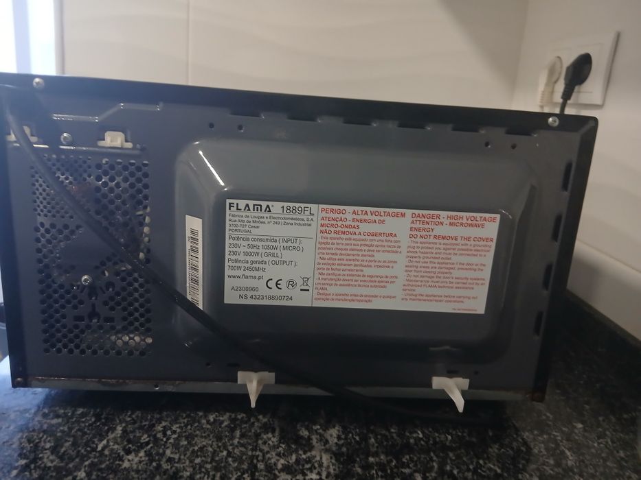 Microondas e griil