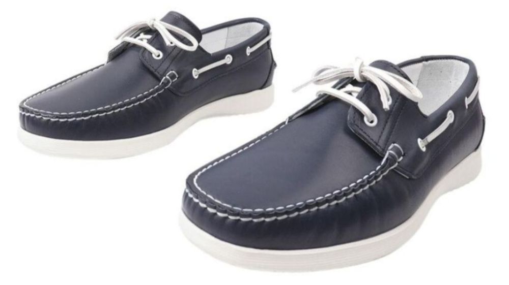 Продам шикарные топсайдеры 43р.28см по стельке. 2000 грн. Турция.