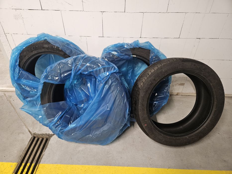 Komplet opon letnich Continental
PremiumContact 6