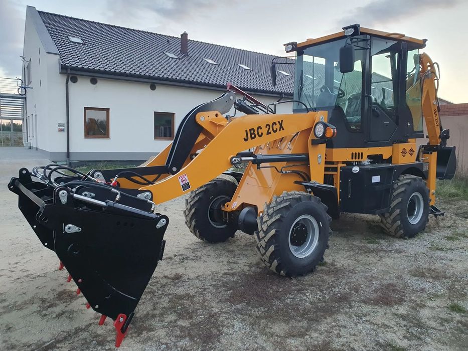 JCB JBC 2CX  NOWA JBC 2CX sprowadzona z Chin- odpowiednik JCB 2CX