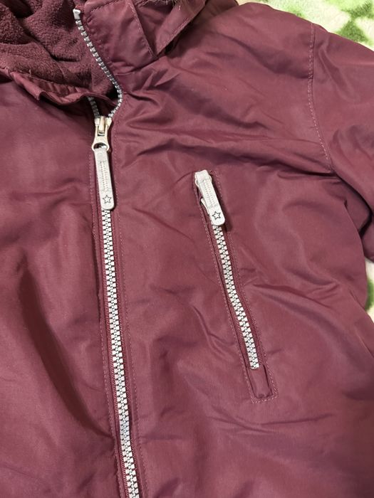 Продам зимовий комбінезон H&M на дівчинку так і підійде і на хлопчика.
