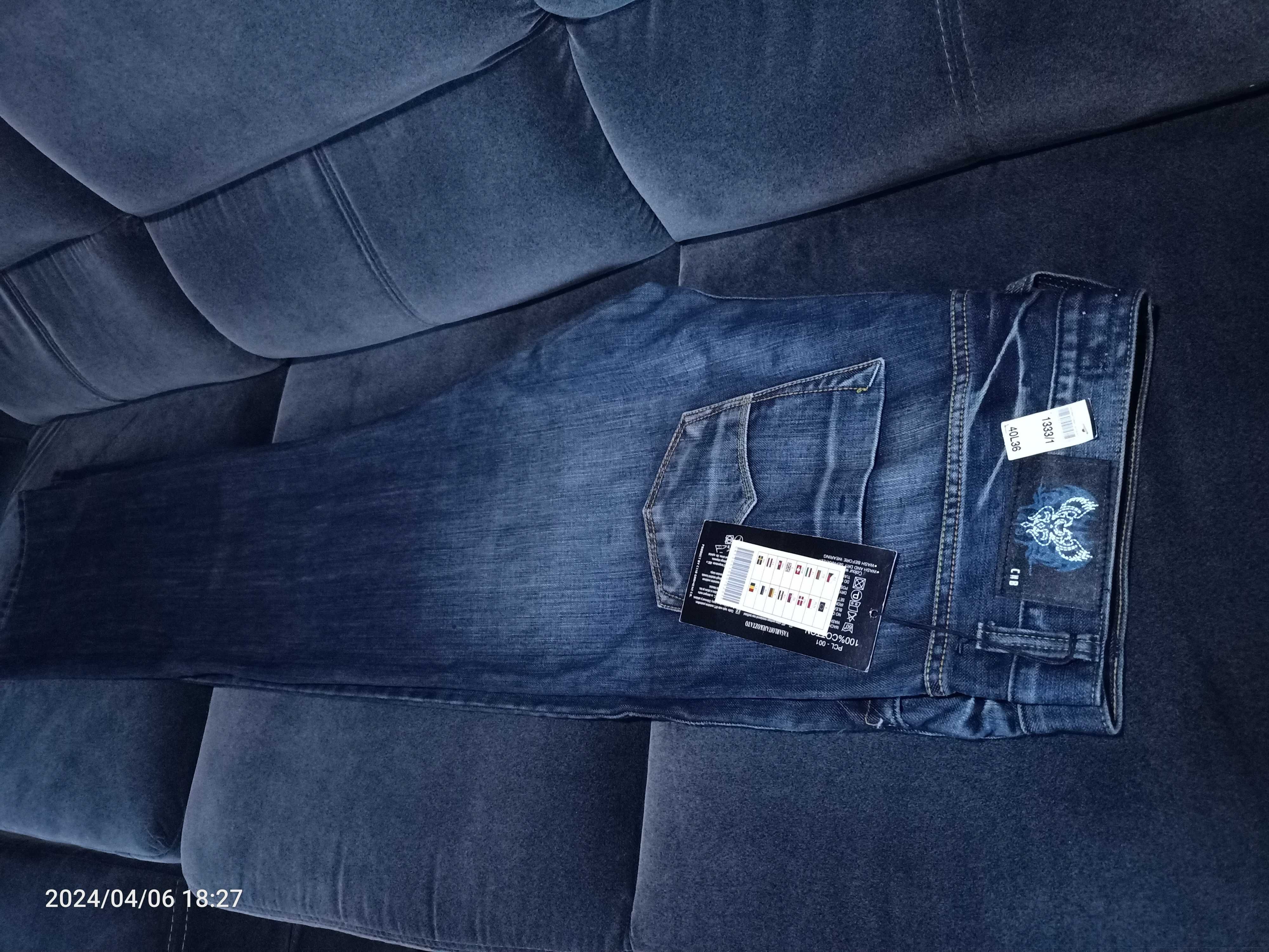Nowe spodnie Jeansowe z metkami W40L36