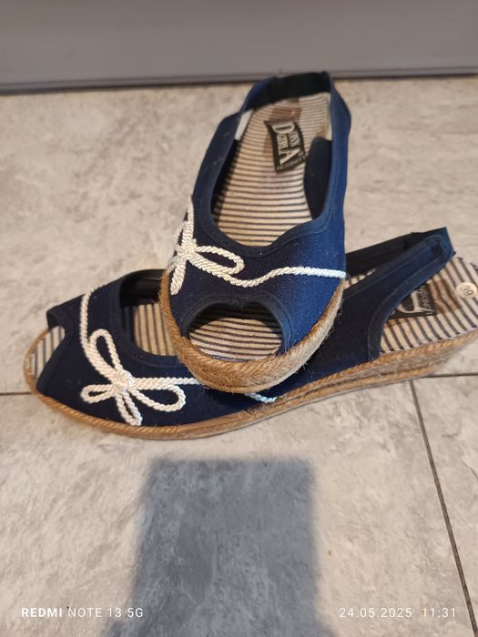 Sandały damskie na koturnie rozmiar 39