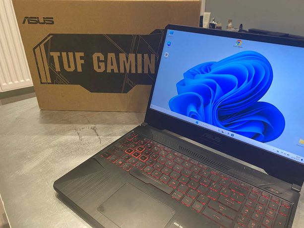 Laptop Asus TUF Gaming FX505DY- 15,6 " AMD Ryzen 5 8 GB 256 GB czarny