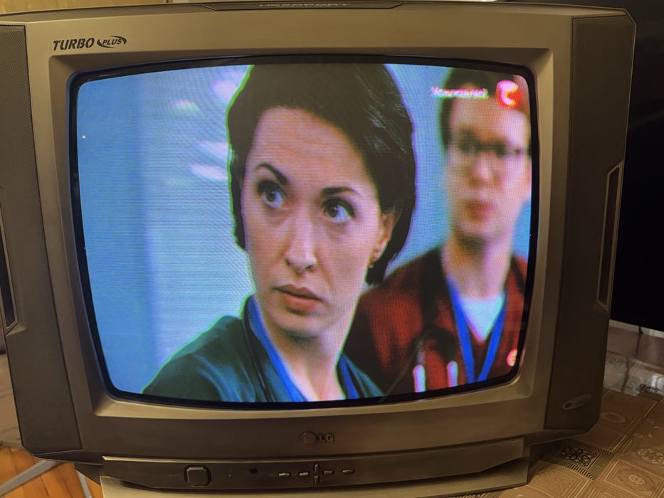 Продам Телевизор LG. Плюс бонус dvd
