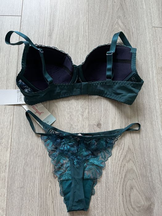 Triumph комплект 75b/ 70 С s комплект білизни