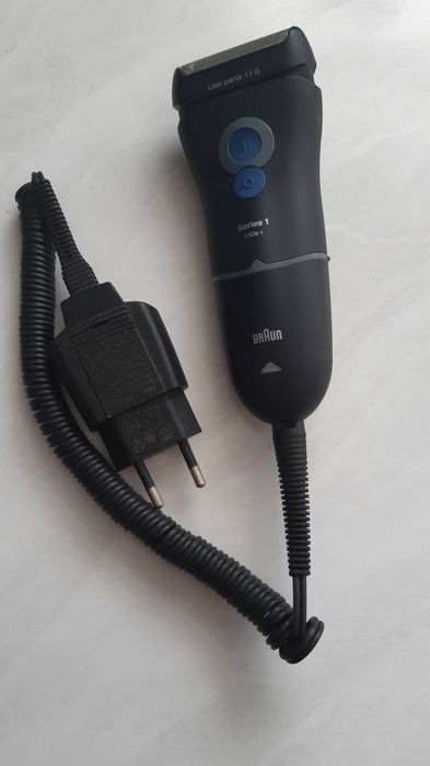 Електробритва BRAUN Series1