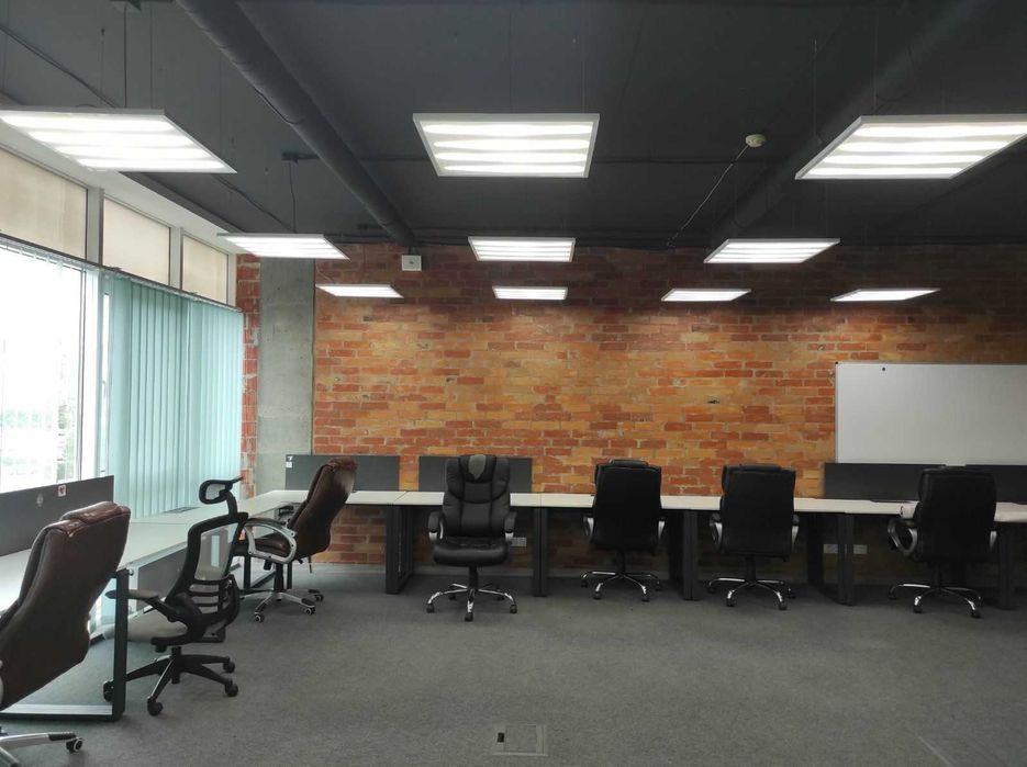 Без %, офіс, 65 кв.м,світло,вода,опалення є завжди,ліфти працюють 24/7