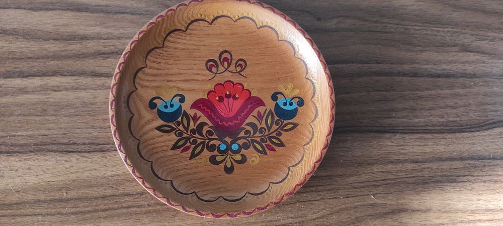 Talerzyk drewniany wzór ludowy
