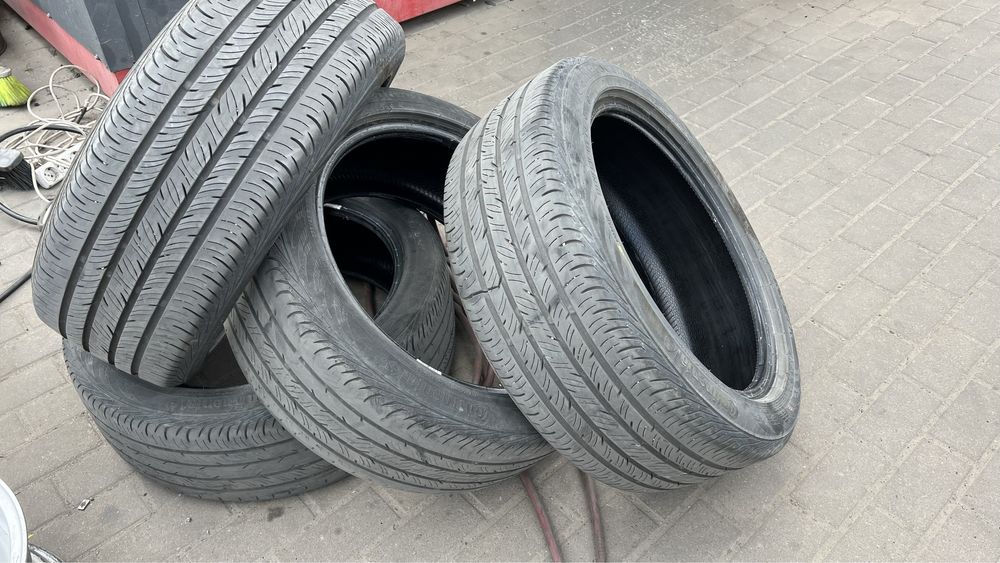 Шини continental 235/45r19