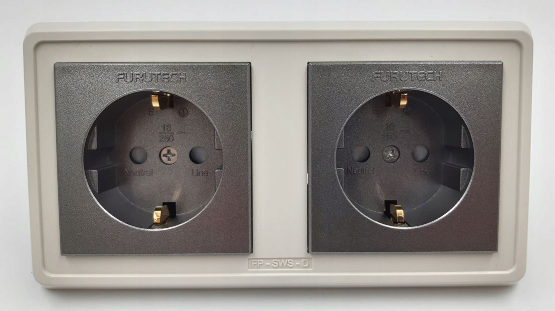 Furutech FP-SWS-D (G) gniazdo zasilające podwójne