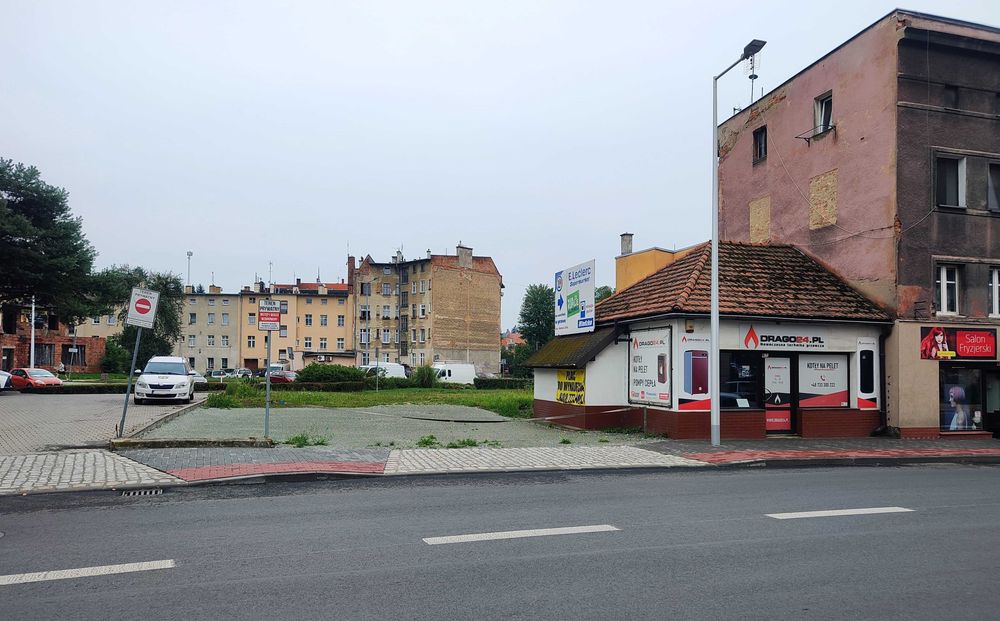 DUŻY PLAC do wynajęcia SUPER LOKALIZACJA Centrum Kłodzka Brutto FV23%