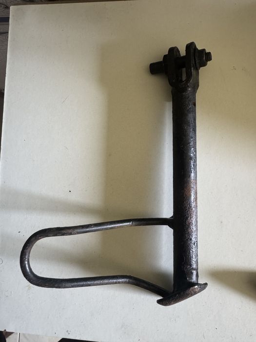 Vendo pesinho ou descanso de mota