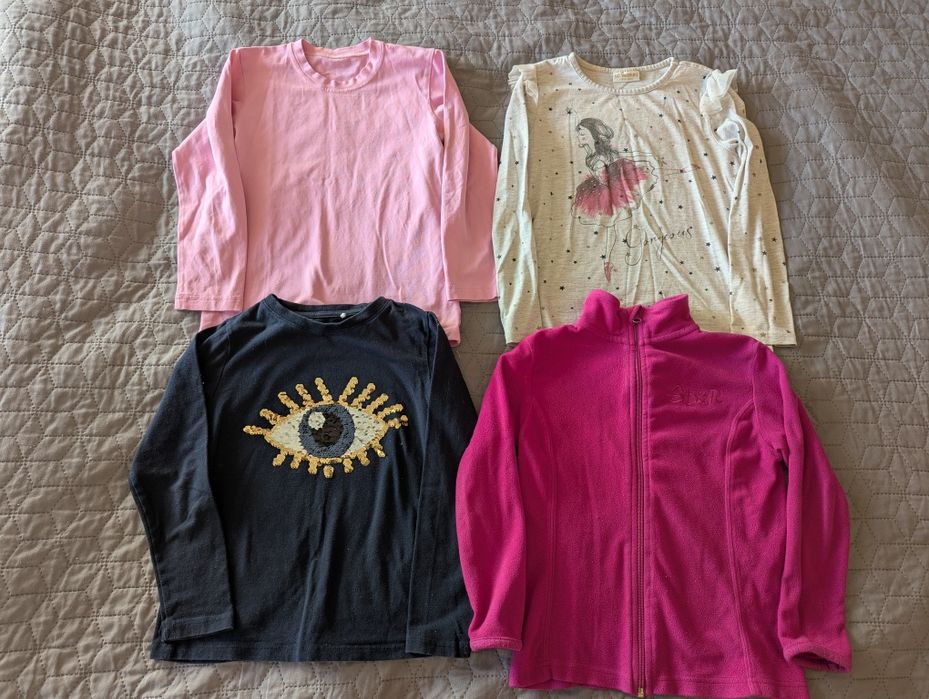 Пакунок речей на дівчинку 122 см