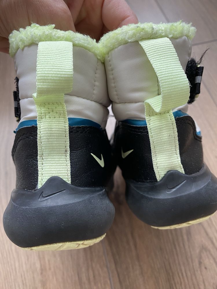 Детские зимние дутики, ботинки Nike Flex Advance 26