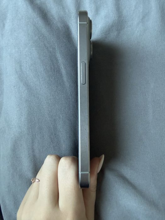 IPhone 15 pro 128gb