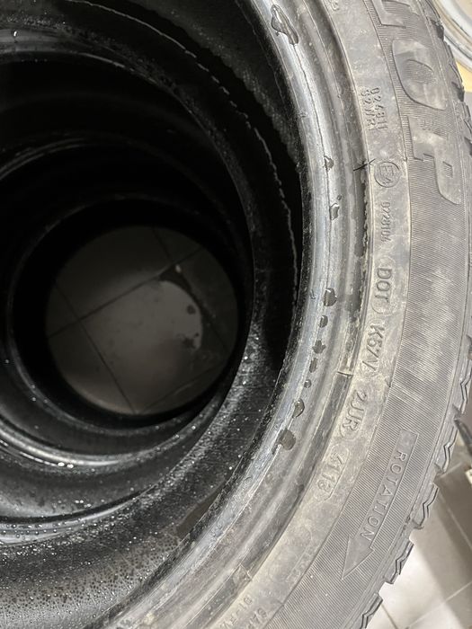 Opony zimowe dunlop 275/45r20