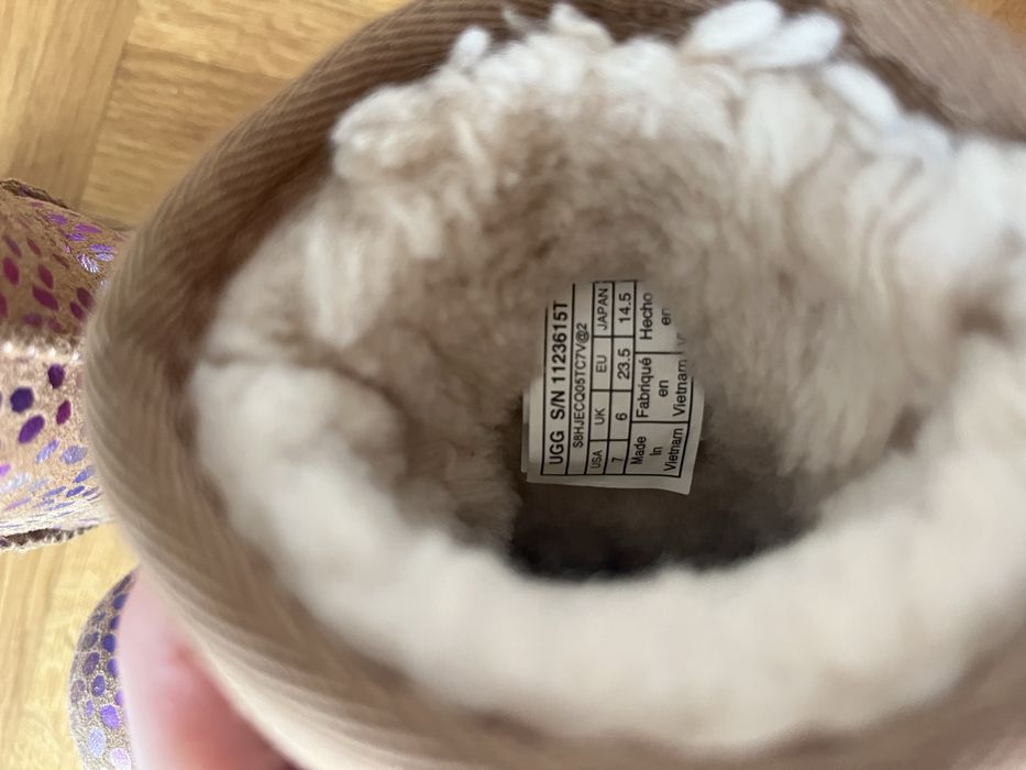 Оргінальні UGG уггі на дівчинку, 23,5 розмір