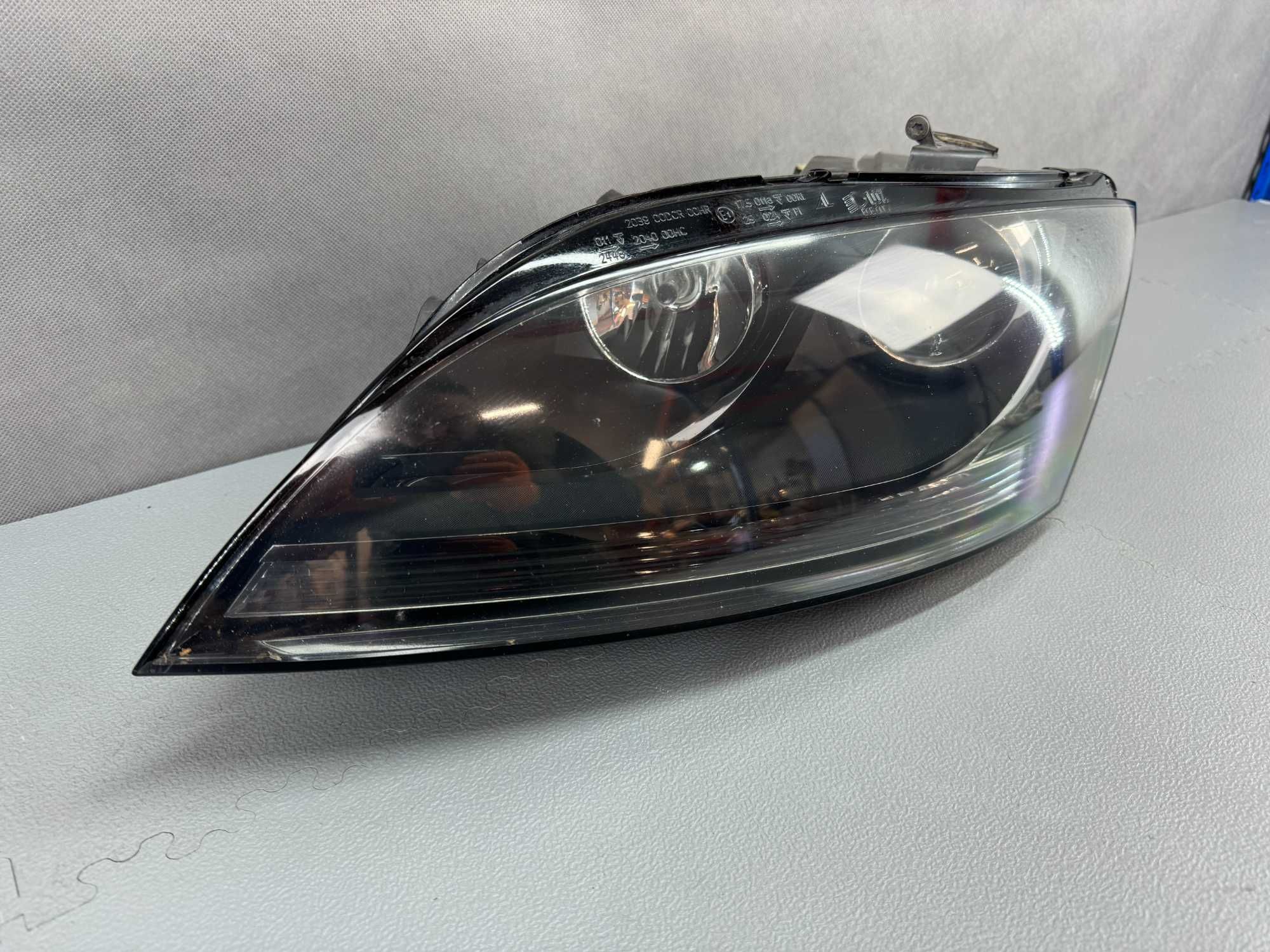 Audi TT 8J II 2006-14r. Lampa Przednia Przód Lewa H7 Europa Kompletna