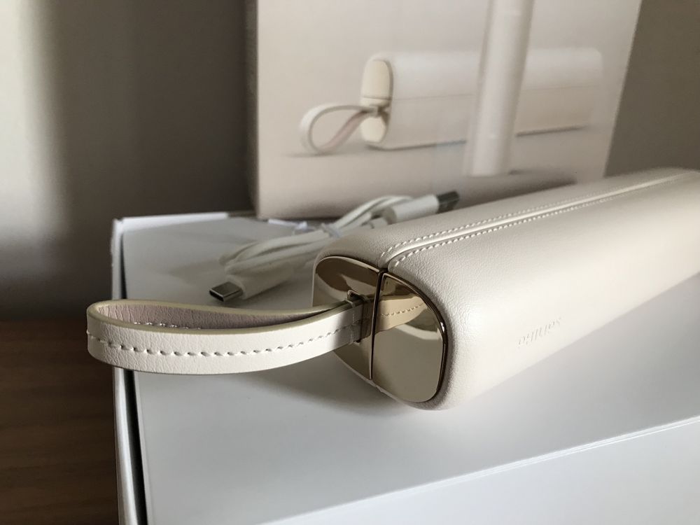 Philips Sonicare 9900 Prestige etui ładowarka USB szczoteczki HX9992