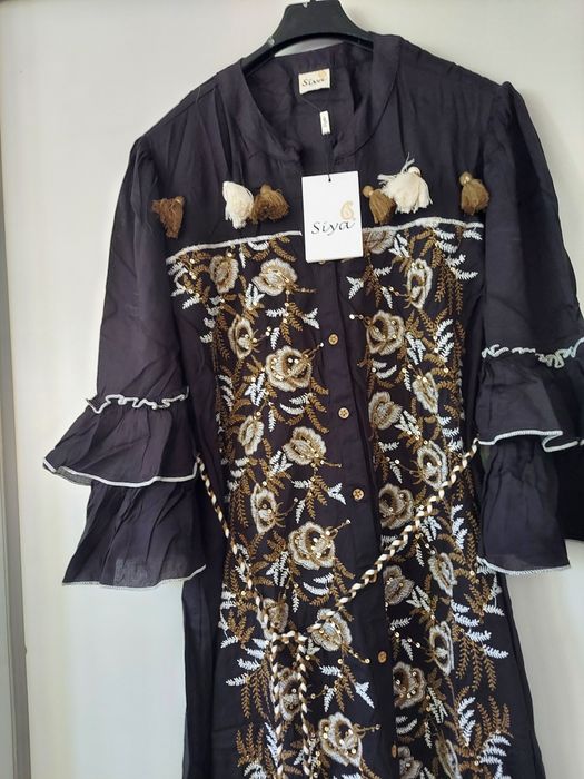 Czarna sukienka cekin boho