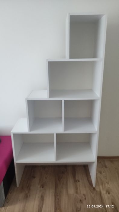 Regał na zabawki książki itp