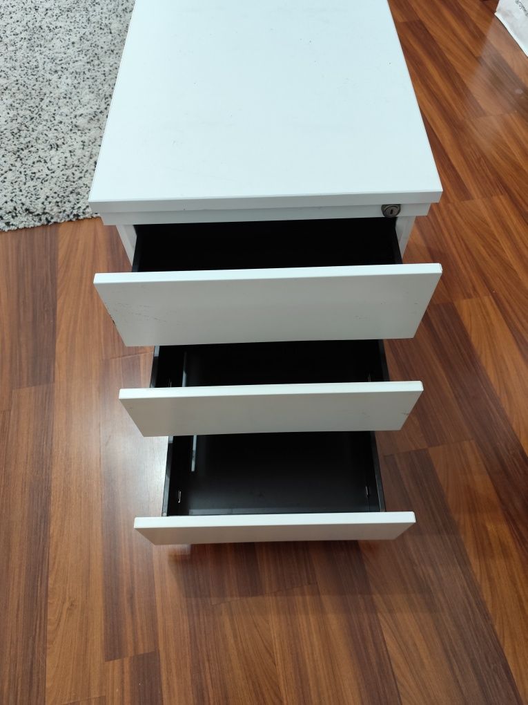 Mesa de cabeceira