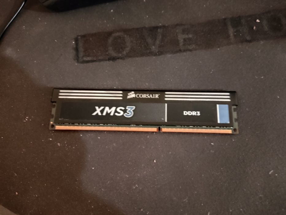 ПК по запчастям  есть корпус